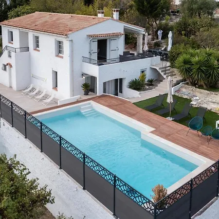 Superbe Appart T2 Pour 4 Pers Piscine Cote Parking